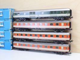 Märklin 4 x Personenwagen Set "Orange" 4091/4093 H0