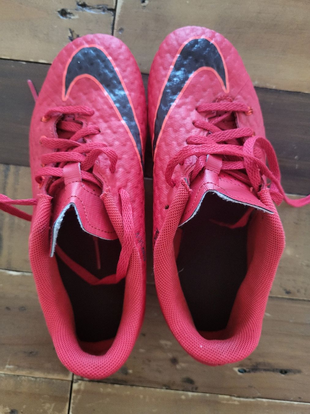 Nike Scarpe per ragazzi: Chaussures de football Nike Hypervenom taille 34 – Usato da Ursy venduto da Tchoupitchou 3