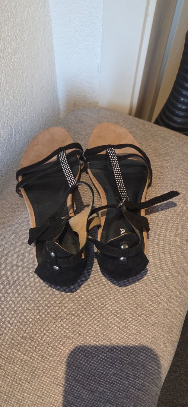 Graceland Scarpe da donna: ZZZ: Damen Sandalen Grösse 42 – Nuovo (secondo la descrizione) da Bremgarten b. Bern venduto da Marge7979 3