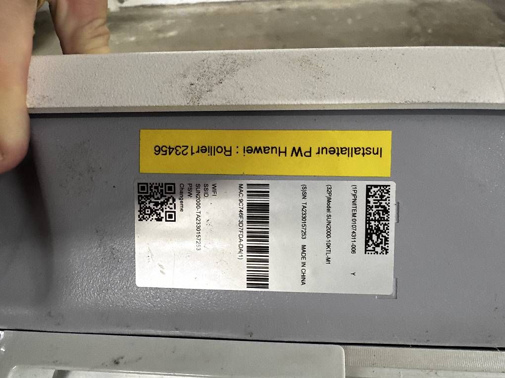 Onduleurs: Huawei Wechselrichter SUN2000-10KTL-M1 – D'occasion à Oberwil b. Büren par vadi87 1