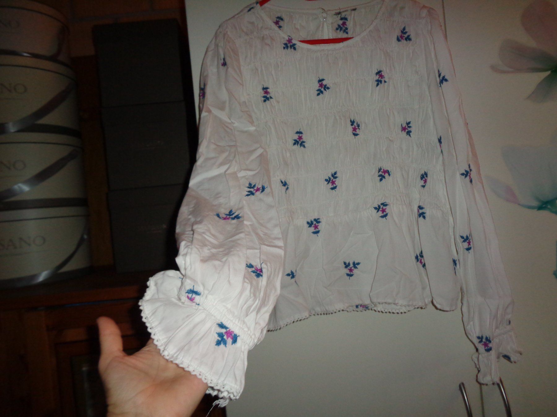 Camicette: *** Bluse mit Stickerei *** – Usato da Othmarsingen venduto da Leuchtturmlady 2
