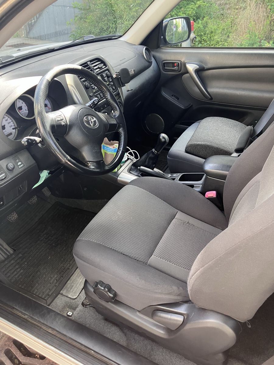 Toyota Autos: Toyota RAV 4 – Gebraucht aus Zürich von chilbi67 3