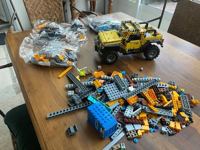 Lego Giocattoli: LEGO Jeep inkl. diverse Bausteine – Usato da Reinach venduto da Franci6 1
