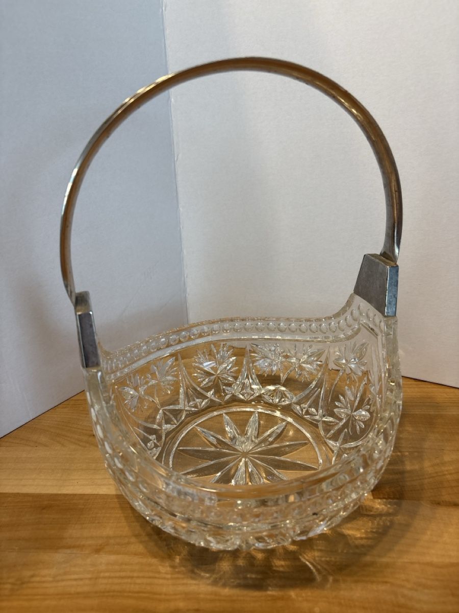 Ciotole: Glas Korb Schale mit Metall Griff – Usato da Rümlang venduto da resale35
