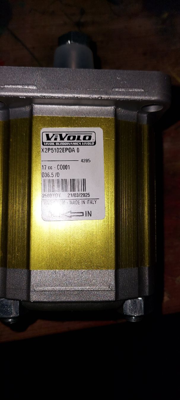 Altro per industria metallurgica: Vivolo Hydraulikpumpe neu – Nuovo (secondo la descrizione) da unterägeri venduto da crx89 1