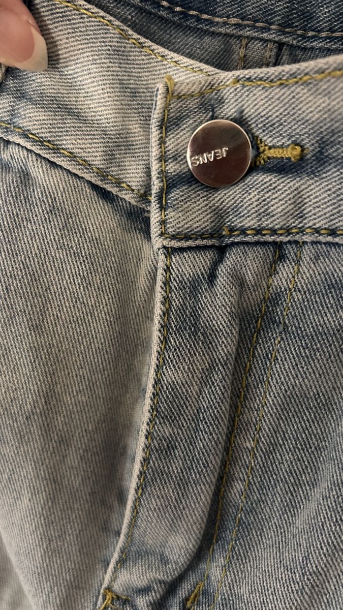 Jeans: Light Blue Ripped Jeans Size XL – Usato da Genève venduto da Noemie.wrmsi 3