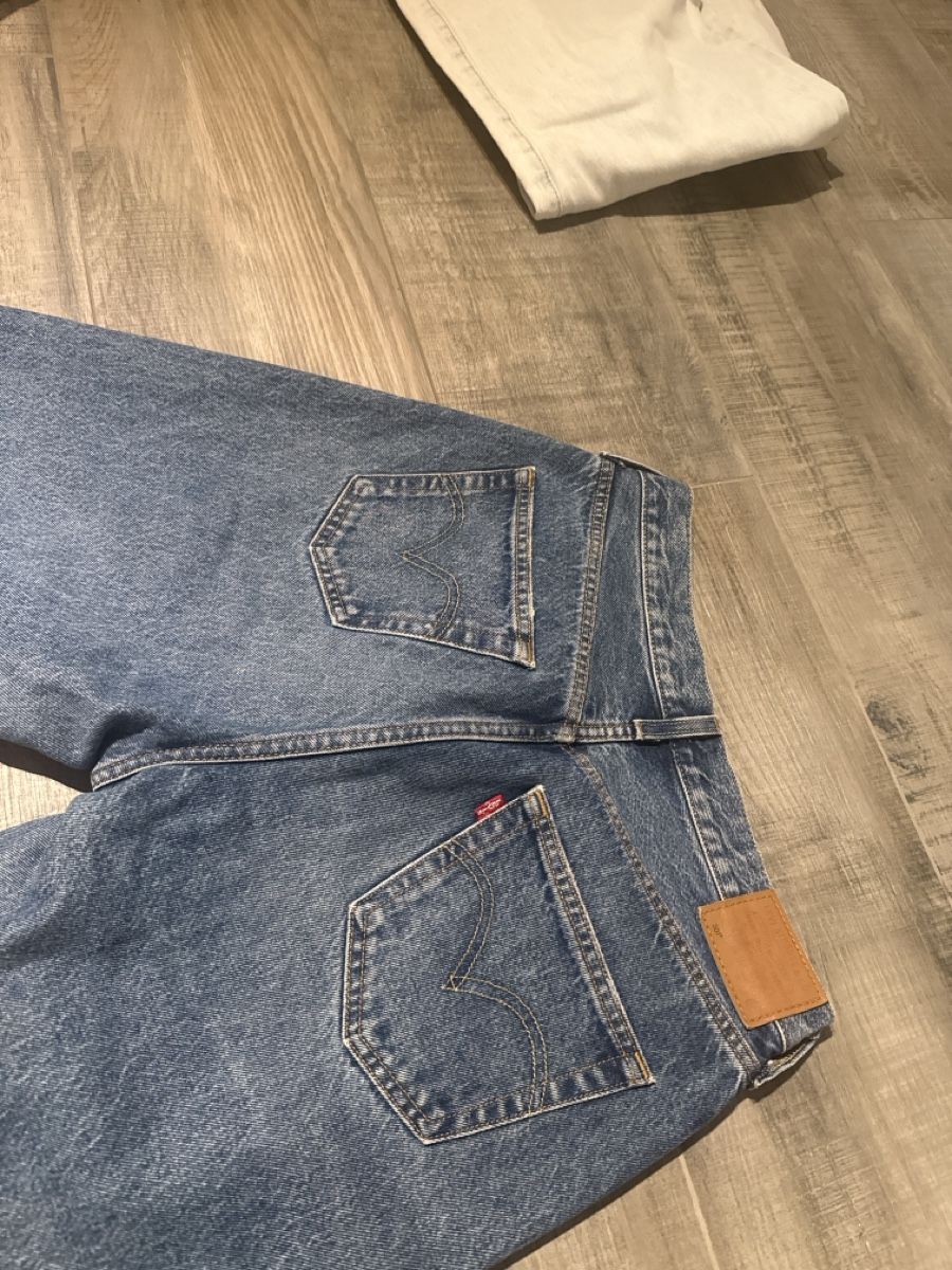Levi's Jeans: Pantalon - Lévis  – Gebraucht aus Tramelan von mar_xrj7 1