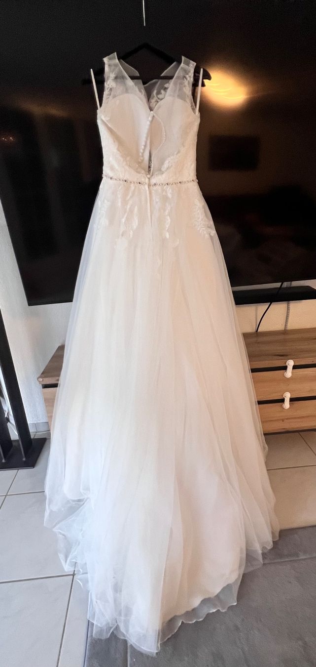 Vestiti: Brautkleid (Merys couture) – Usato da Arni AG venduto da lis_bnc7 5