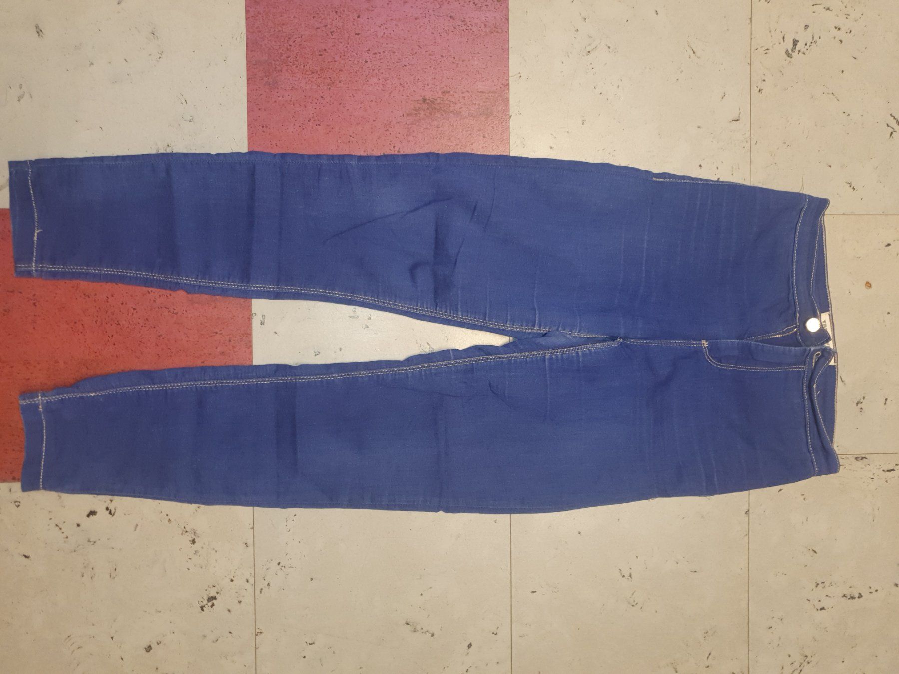 Jeans: Jeans blau – Usato da Moosseedorf venduto da Sonnenschein.. 1