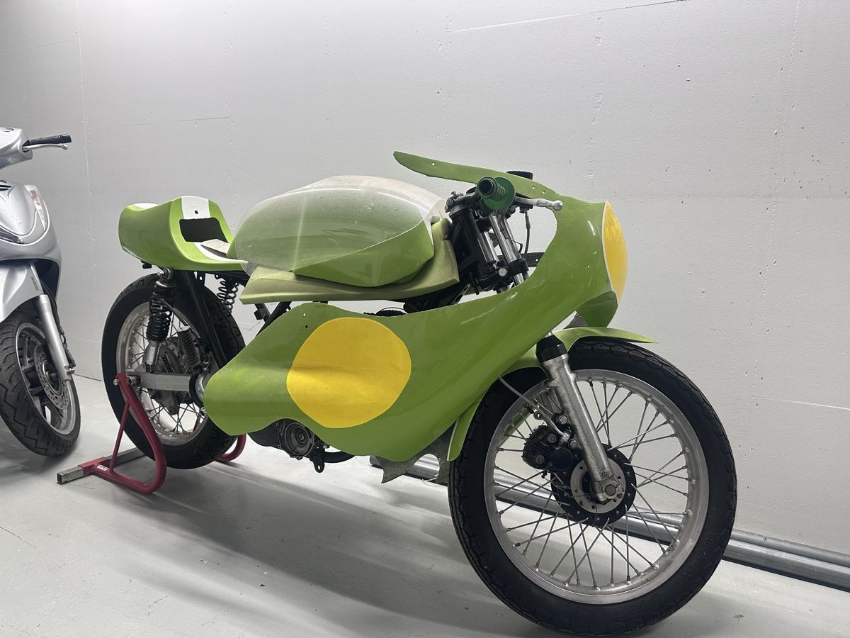 Kawasaki Strada: Kawasaki 500 Mach3  – Difettoso da lutzenberg venduto da stedel_swiss