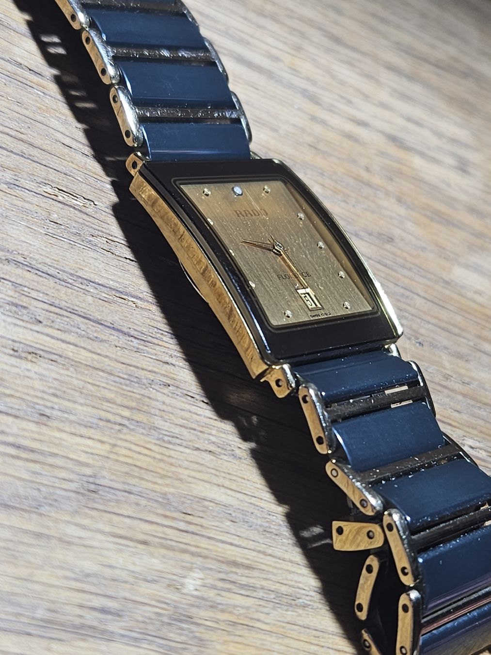 Rado Orologi: Rado Florence Damenuhr 24mm – Usato da Flamatt venduto da pie_f9zm 9