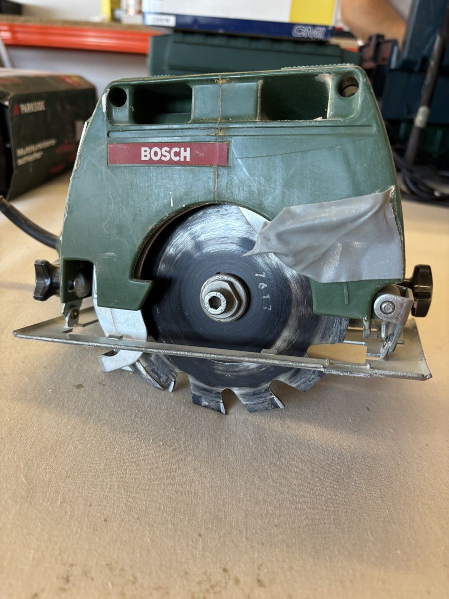Seghe: Bosch Kreissäge mit Kabel gebraucht – Usato da Muri b. Bern venduto da nora.arn