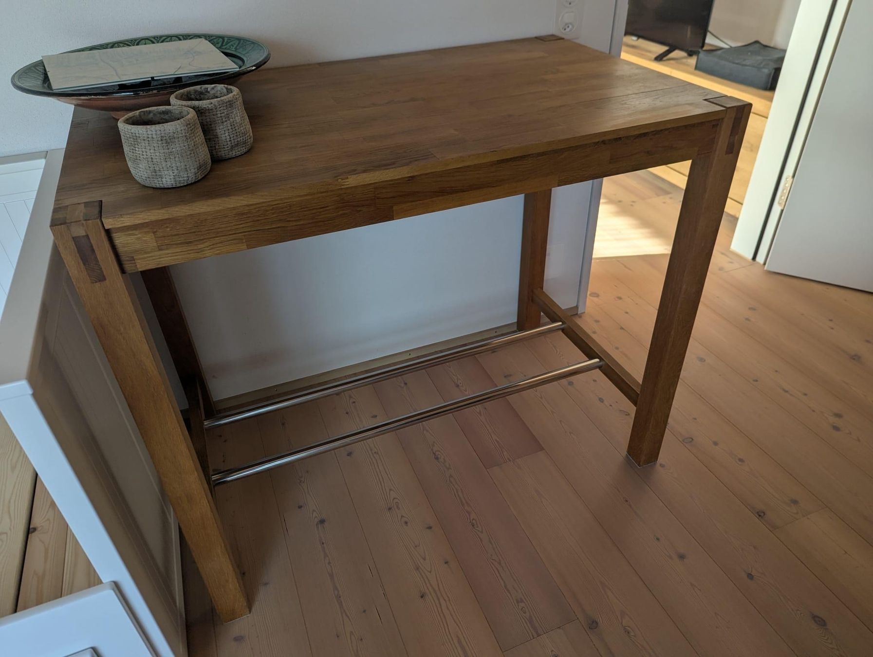 Jysk Set de table et chaises: JYSK HAGE Bartisch aus Eiche mit 4 Barstühlen – D'occasion à Winterthur par mtorte