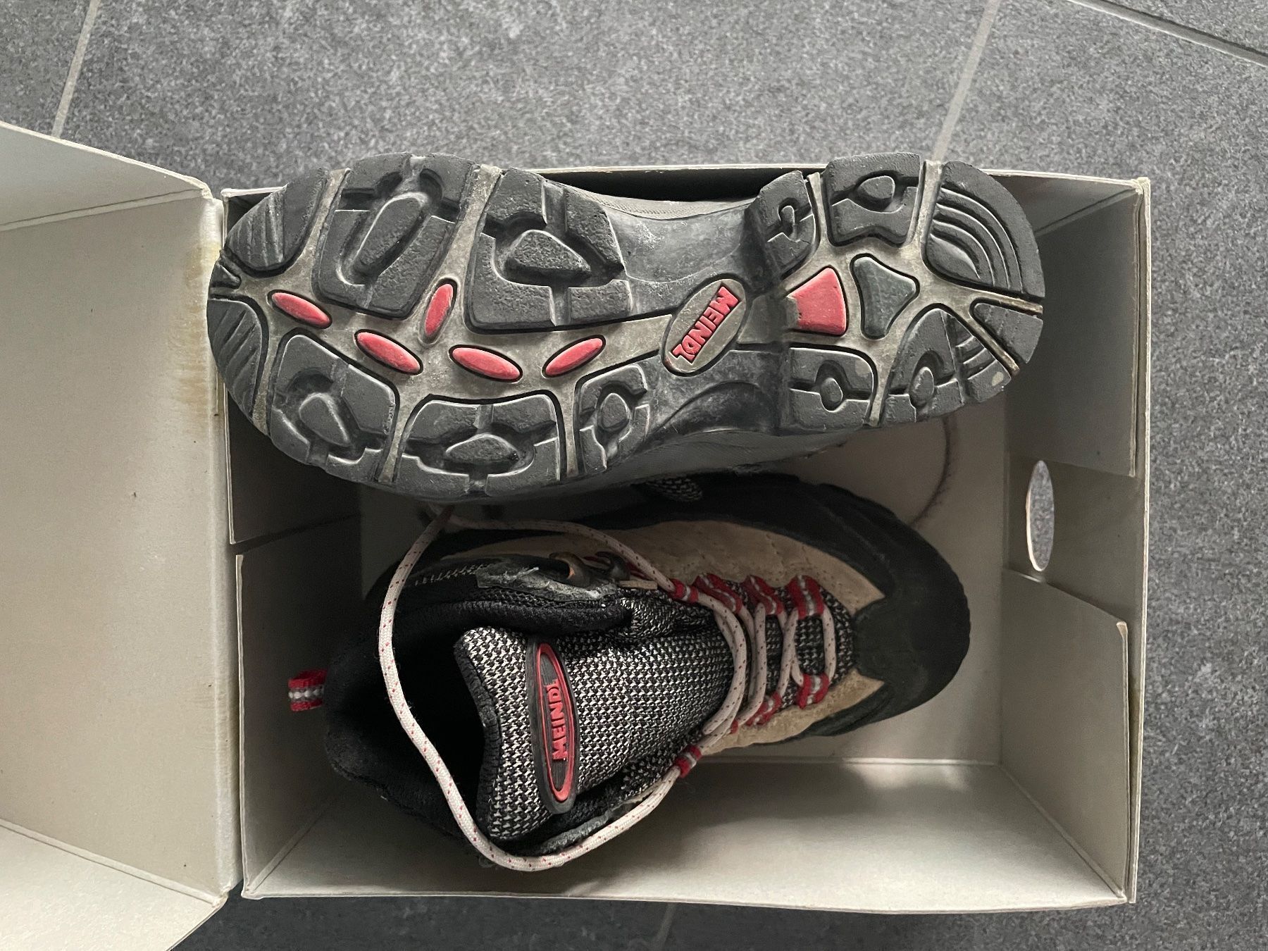 Meindl Scarpe da uomo: Wanderschuhe Meindl Junior Grösse 28 – Usato da Langwiesen venduto da molegra 3