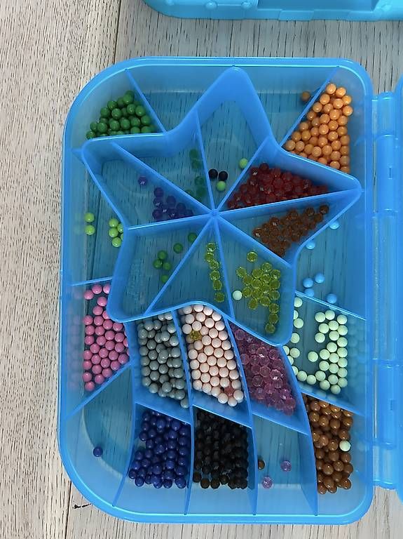 Perle (finte): Aquabeads  – Usato da Gentilino venduto da ver_n6bc 1