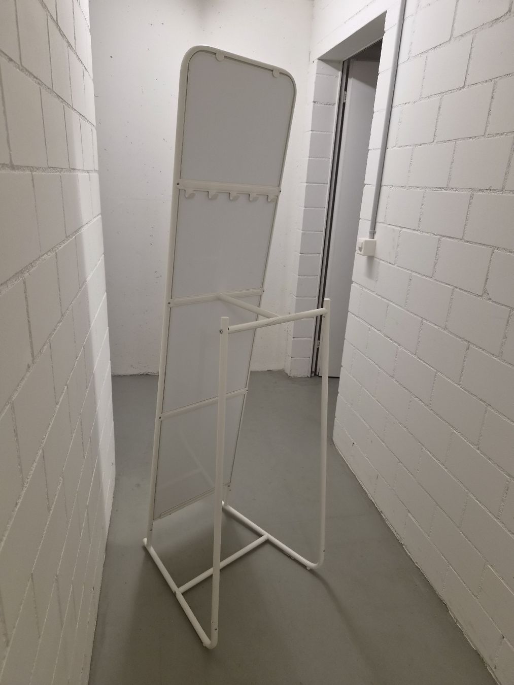 Ikea Specchi: Spiegel – Nuovo (secondo la descrizione) da Uster venduto da san_m69v 1