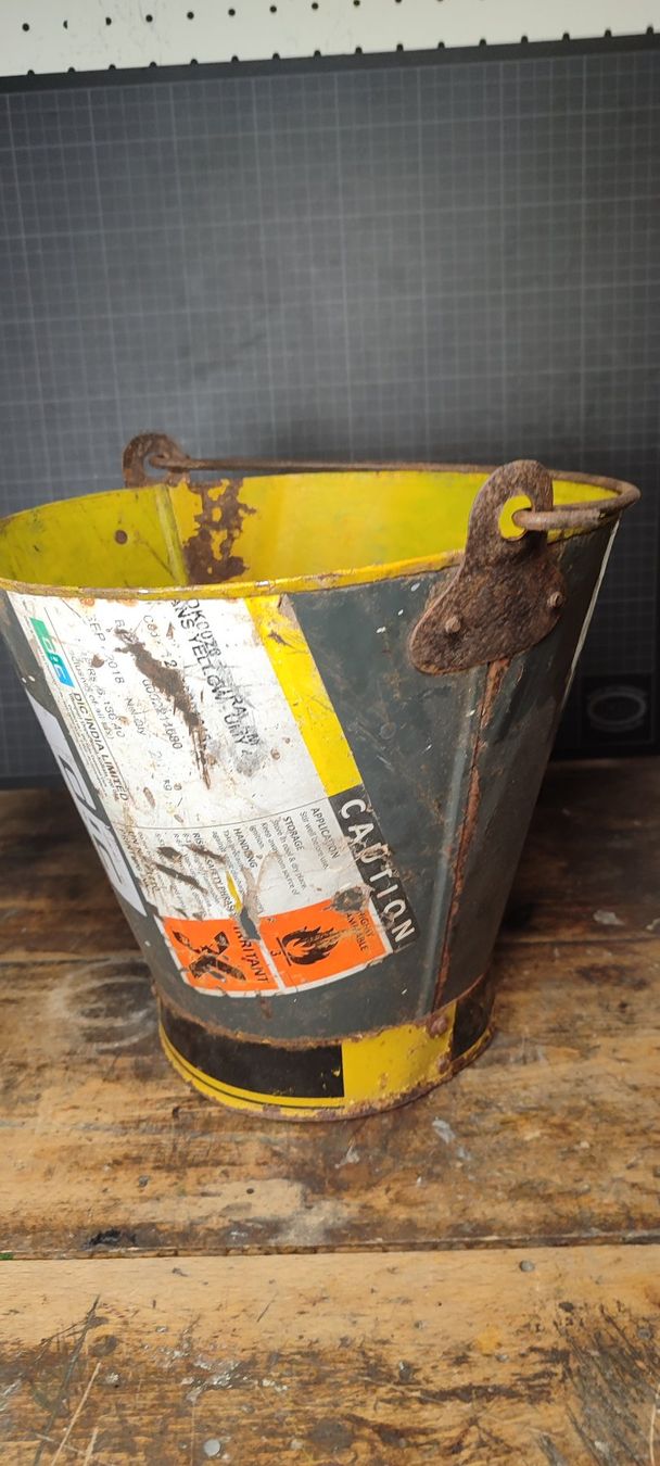 Altro per la casa:  Wunderschöne upcycling Eimer Nr 5 – Usato da Gelterkinden venduto da MYSTOREFORYOU4460 1