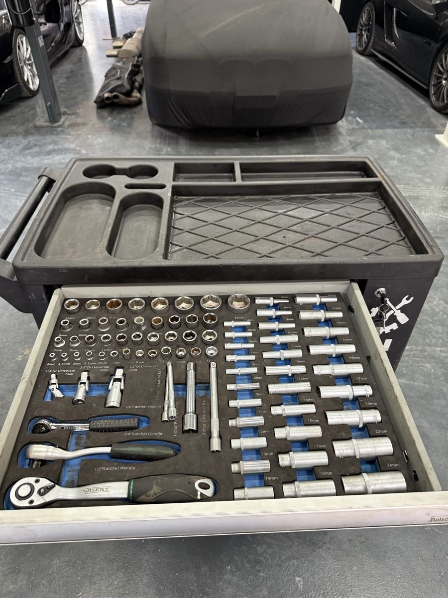 Tutti gli attrezzi: Benson Tools BT 399-XXL Werkzeugboy – Usato da Laufen venduto da kk_42 2