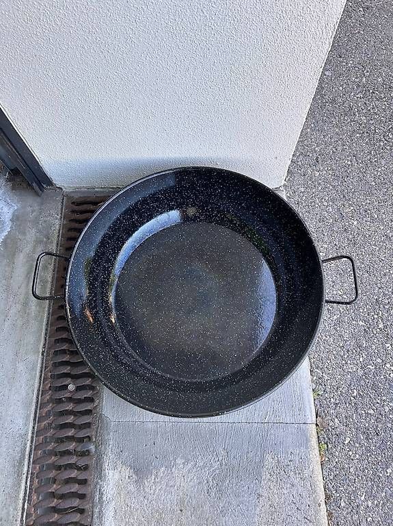 Pentole: Pentola grande per paella spagnola – Usato da Cureglia venduto da jka_qv7j