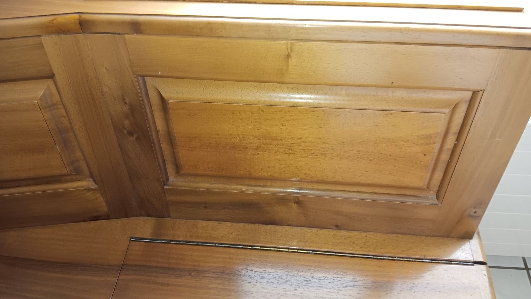 Articoli in legno: Holzeckbank – Usato da Wauwil venduto da fiero2000 1