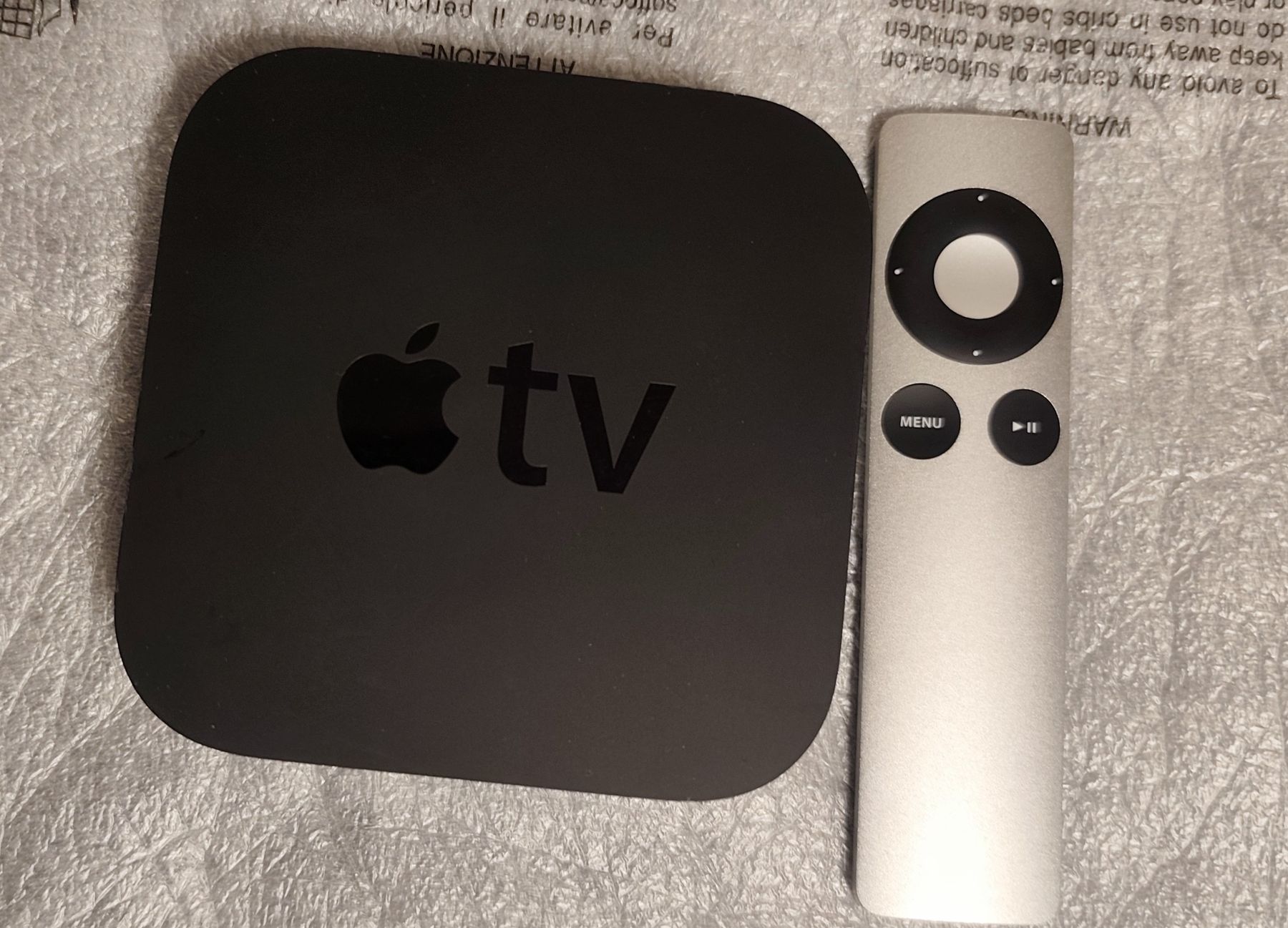 Apple Lettore multimediale portatile: Apple TV Media Player with Remote, good condition – Usato da Zollikofen venduto da okjass