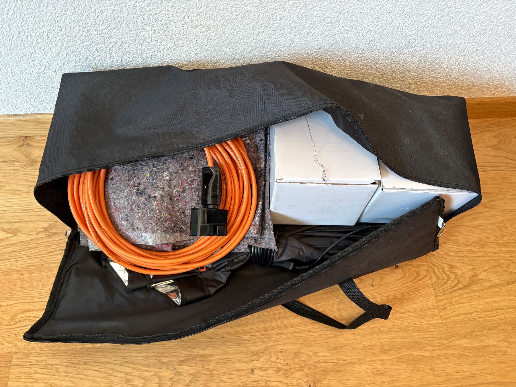 Lampade: Walimex Pro Daylight Dauerlicht-Set (2x Softbox + Stativ) – Usato da Rheineck venduto da roh_b2yn 4