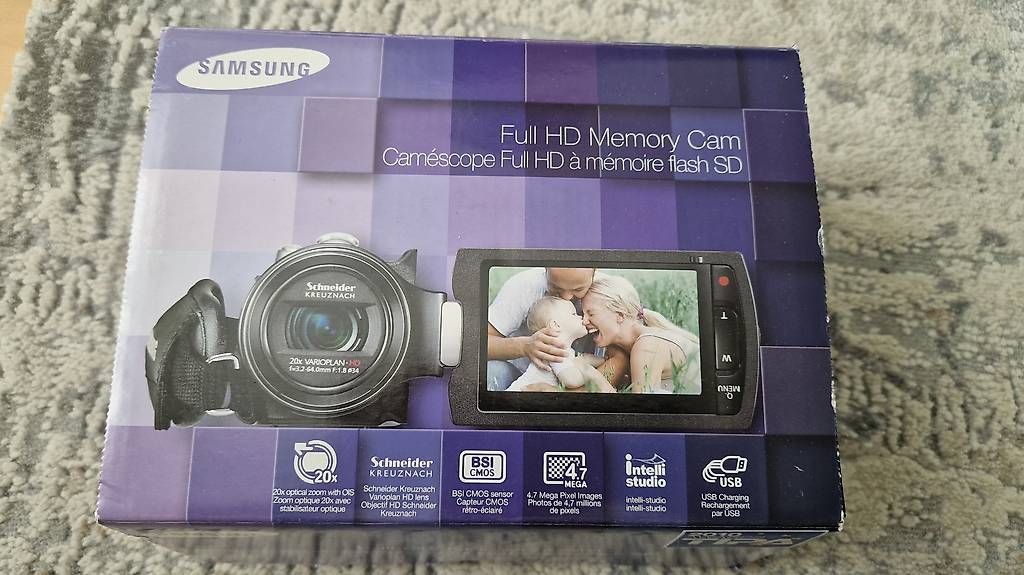 Samsung Videocamere: Video camera Samsung Full HD, zoom 20x! – Usato da Losone venduto da mar_j29s