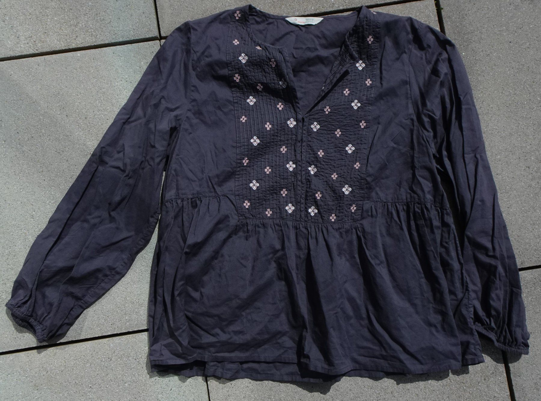 Odd Molly Camicette: Odd Molly Bluse grau rosa Gr 3 40 – Usato da Winterthur venduto da blumeblau77 4