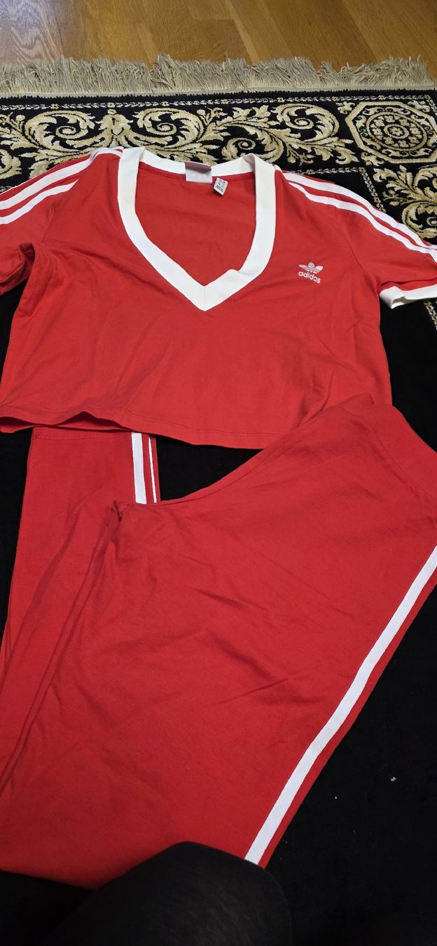 Lotti di vestiti: Adidas Trainer, Damen – Nuovo (secondo la descrizione) da Kaufdorf venduto da Nati-Nati