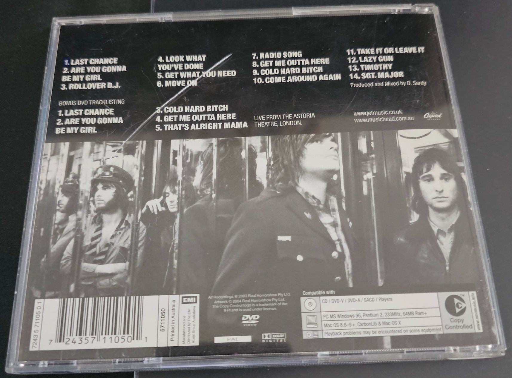 CDs: JET-GET BORN CD + DVD – Gebraucht aus Biberist von ShopSoltan 1