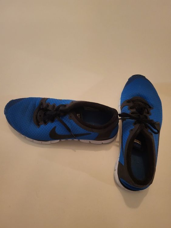 Nike Chaussures hommes: Nike Free 3.0 Sneakers, Grösse 42 – D'occasion à Wängi par Kaesli 1