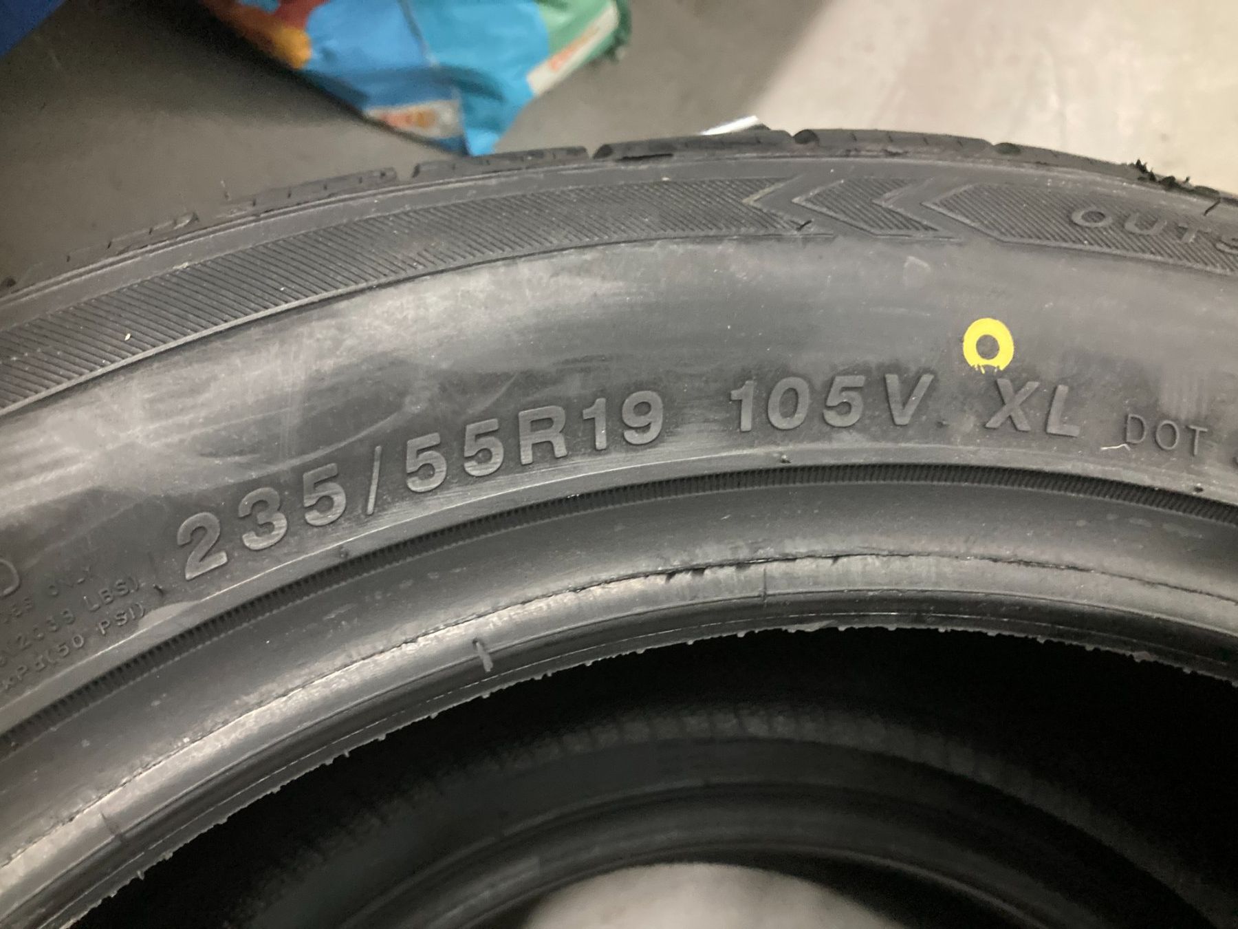 Pneumatici & Ruote complete: 235/55R19 Winterpneu VW ID.4 – Nuovo e nell'imballaggio originale da Cham venduto da WB2223 2