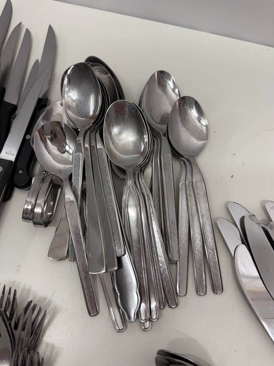 Bestecksets: Diverse Besteck , Messer Gabel Löffel Set K 141 – Gebraucht aus Oberönz von  5