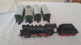 Märklin Zugset/Dampflok, 3 Personen-/1 Güterwagen H0 WS/08