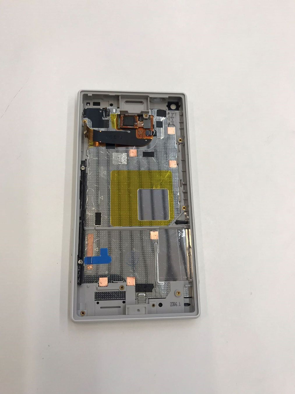 Sony Telefoni cellulari / Smartphones: Sony xperia Z5 Compact Display LCD – Nuovo e nell'imballaggio originale da bern venduto da reptechnic 1