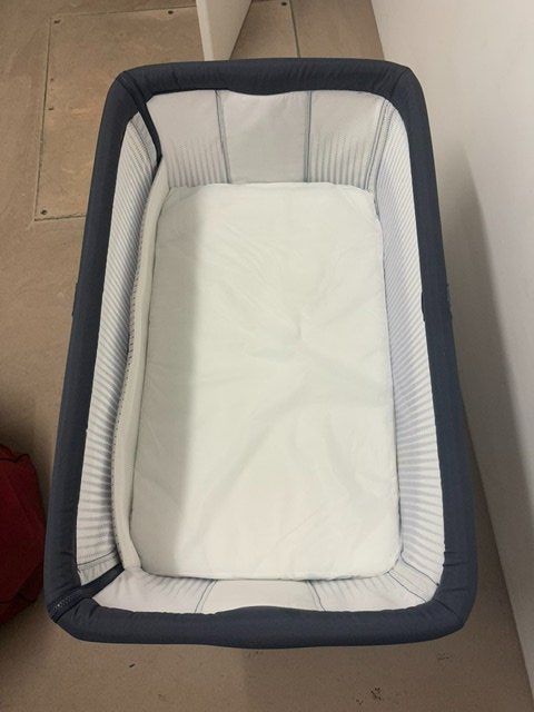 Betten: Lit bébé – Gebraucht aus Coppet von ano_d7dv 1
