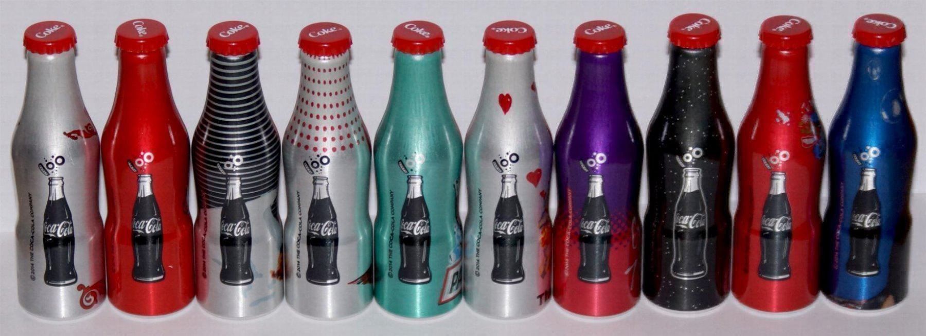 Coca-Cola Altro in Stoviglie & Bicchieri: Coca-Cola Flaschen - Miniaturen -  komplette Serie – Nuovo (secondo la descrizione) da Pfäffikon ZH venduto da Colacity 1