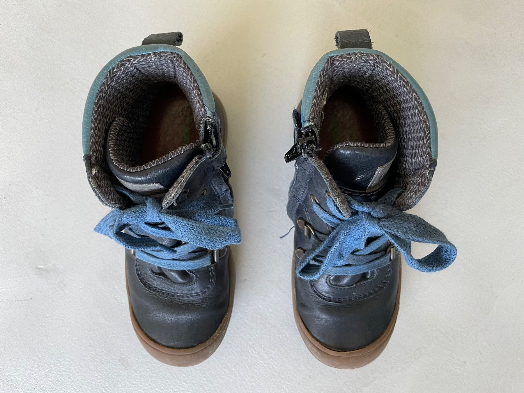 Herrenschuhe: Leichte Winterschuhe, 30 – Gebraucht aus Siebnen von Nulu12 5