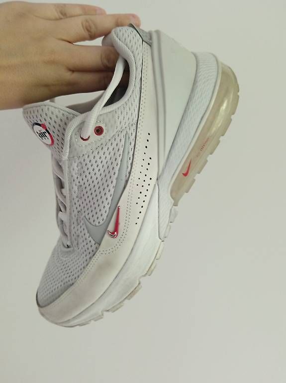 Scarpe da uomo: Nike Air Max Pulse size 40 – Usato da Glattbrugg venduto da cam_wsk9 1