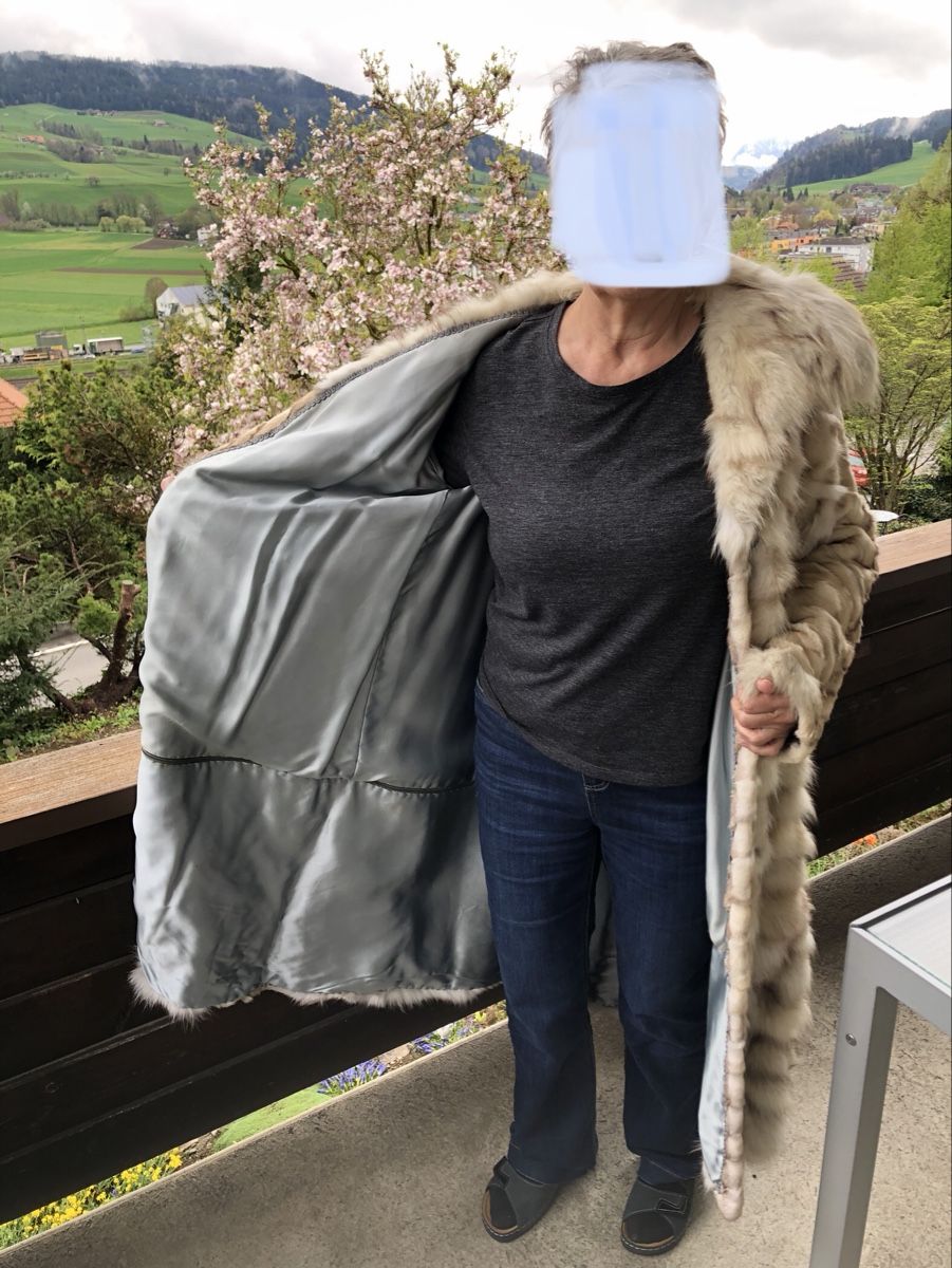 Mäntel: Exklusiver Pelzmantel Blaufuchs – Gebraucht aus Konolfingen von UrsG57 4