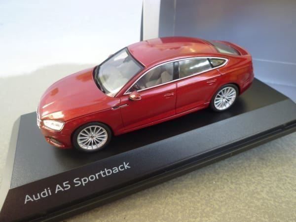 Audi Modellini d'auto: Audi A5 Sportback (2016) – Nuovo e nell'imballaggio originale da Flawil venduto da Imperiosud 3