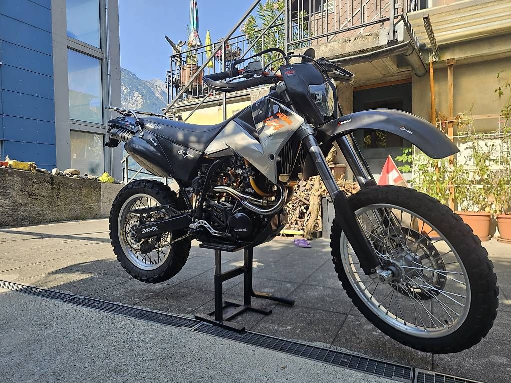 Enduro: Verkauf KTM LC4 SuperCompetition – D'occasion à Flüelen par ProfWalker