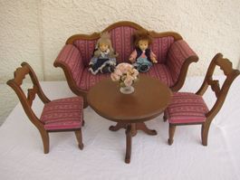 Puppenmöbel Set Sofa Tisch Stühle Holz mit Stoffbezug