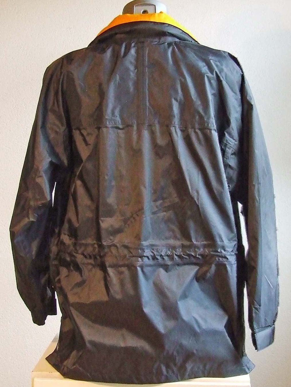 Jacken: Regenjacke – Neu (gemäss Beschreibung) aus Halden von west05 1