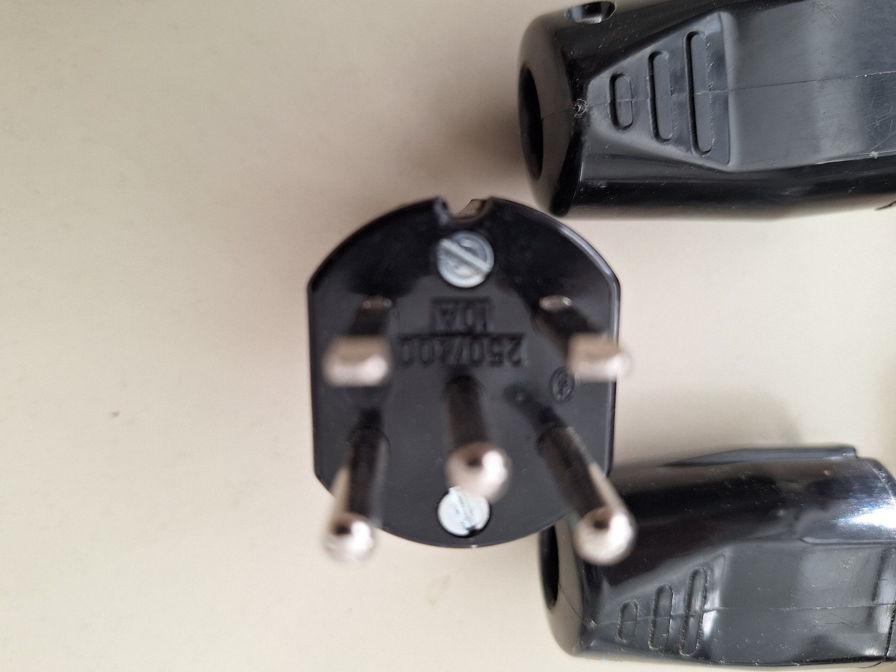 Spine: 6 Stk. Stecker Typ15 400V 10 A – Nuovo (secondo la descrizione) da Birrwil venduto da toldi01 1