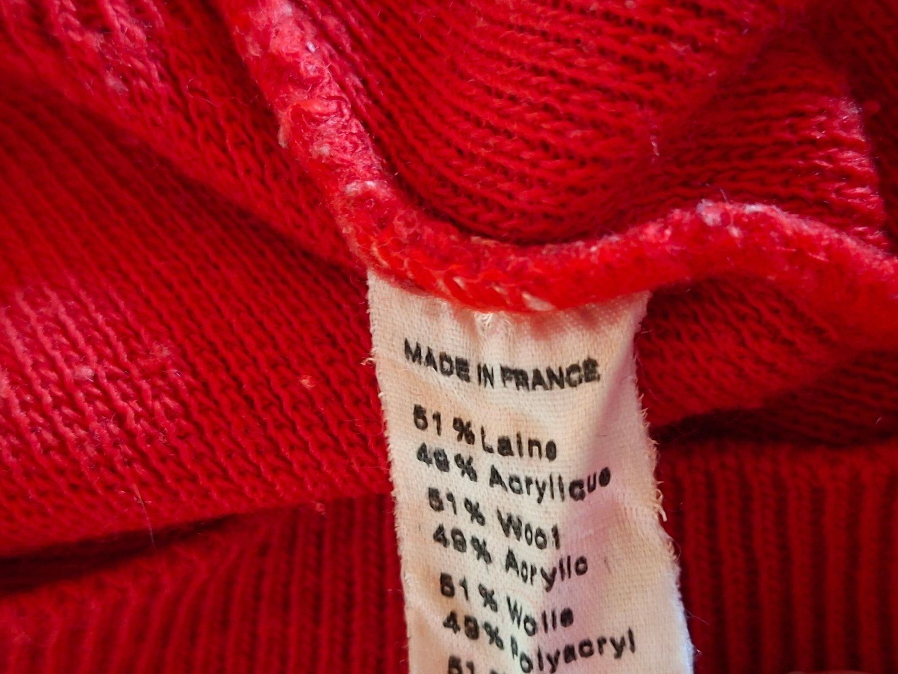 Lacoste Pullover & Sweatshirts: Roter Lacoste Pullover - Grösse 7 – Gebraucht aus Weiningen ZH von Annakatharina 4