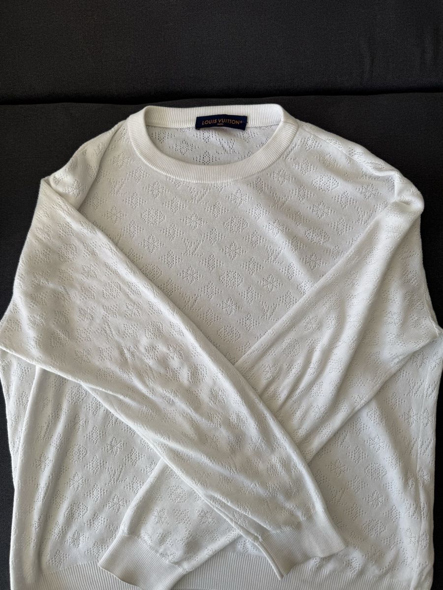 Louis Vuitton Pullover & Sweatshirts: Longsleeve Louis Vuitton Monogram Pointelle Blanc – Gebraucht aus Genève von pre_9tyc 3