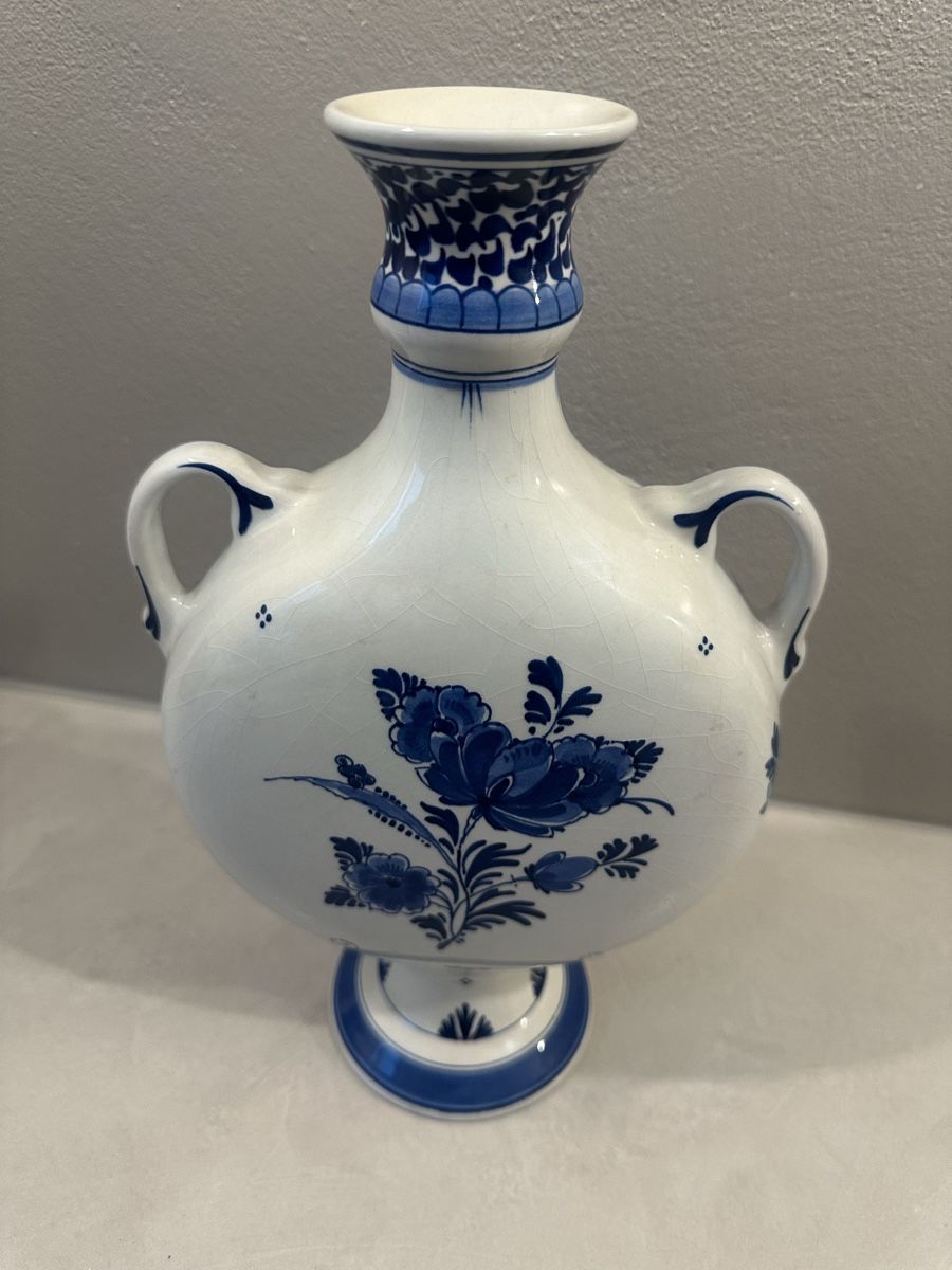 Vasen & Gefässe: Delfter Vase, Blau-Weiss, Handarbeit – Gebraucht aus Nebikon von Vanessa2003 2