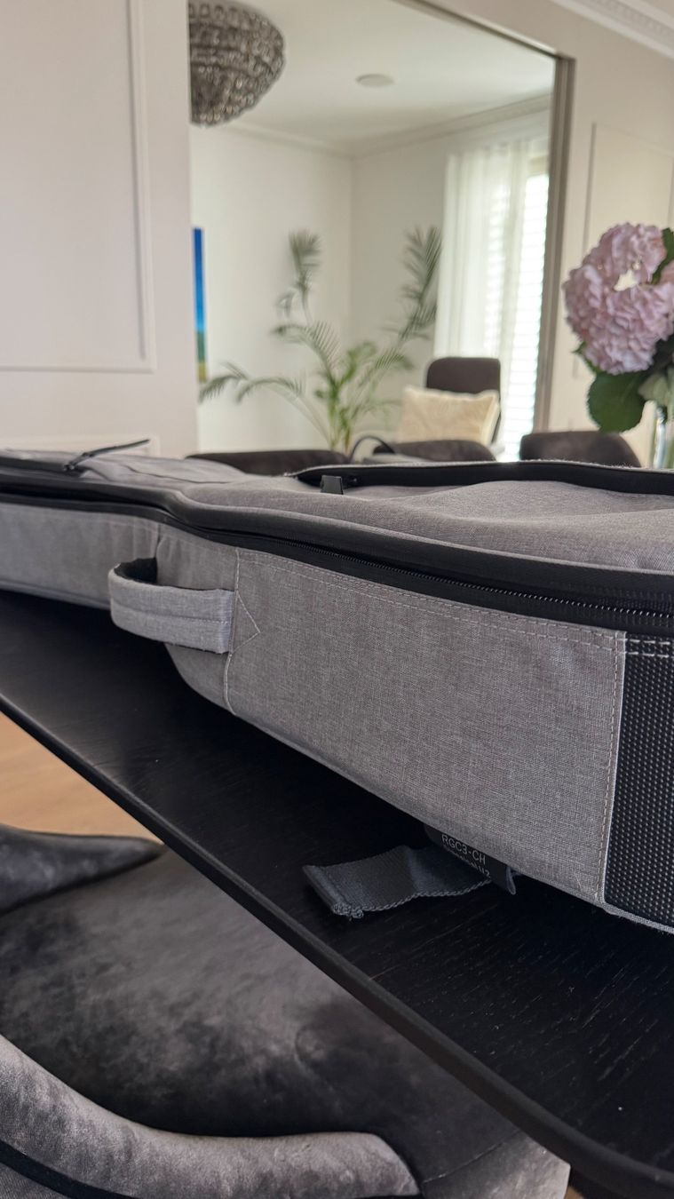 Strumenti musicali: 1/2 Gitarre 53 cm LINKS-händer – Usato da Unterengstringen venduto da RILORAMO 5