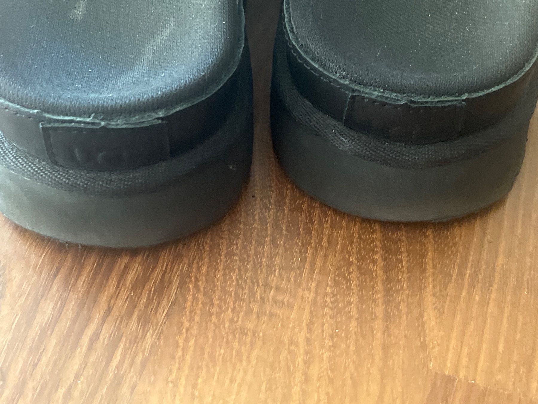 Ugg Damenschuhe: UGG 39.5 – Gebraucht aus Frauenfeld von Lollipop77 4
